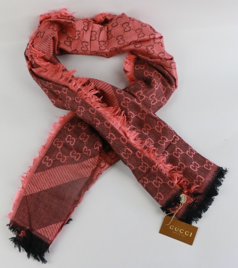 GUCCl brand scarf 12